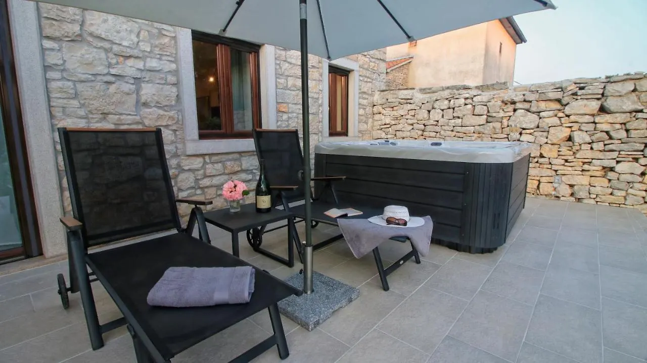 Casa Capris Villa Svetvinčenat Kroatien