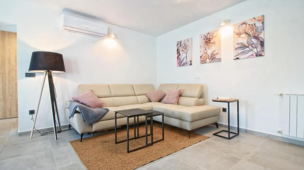 Casa Capris Villa Svetvincenat