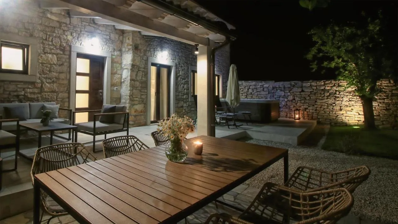Vila Casa Capris Svetvinčenat 0*,